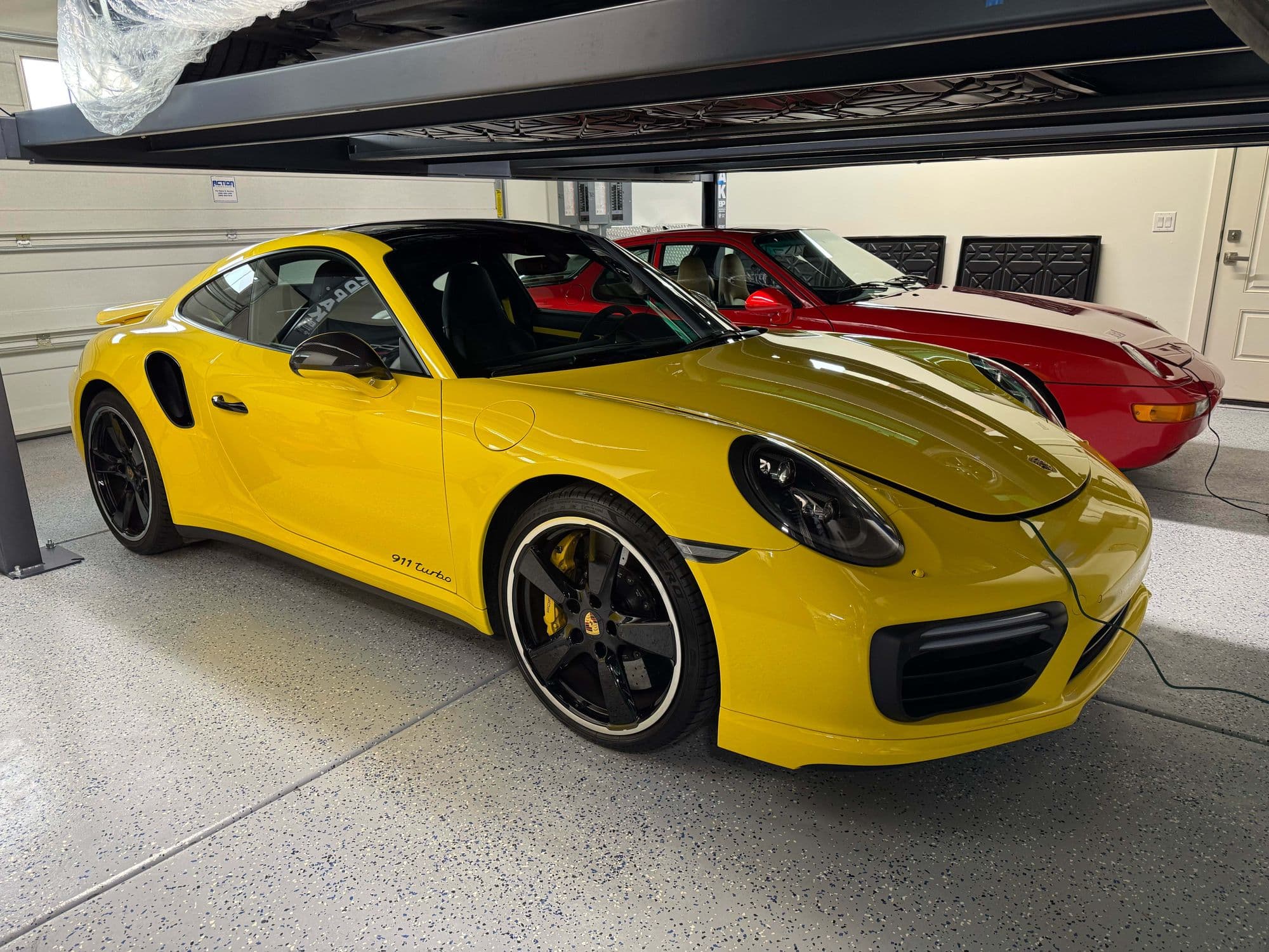 2017 Porsche Turbo
